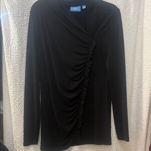 Simply Vera Vera Wang Black Women's Top with Label Detail